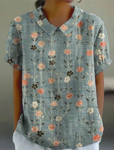 Sød bluse med pastoralt blomsterprint